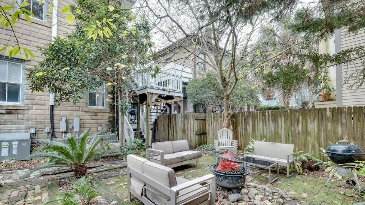 Comfortable Escape In Historic Downtown Savannah 4*,  United States